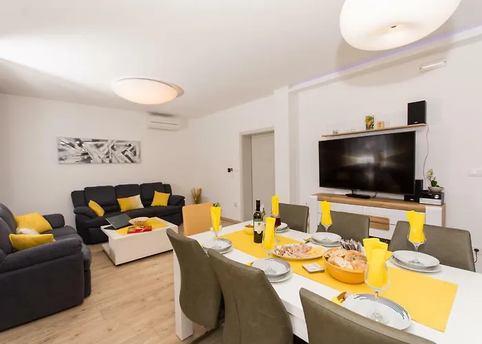 Initium,heated Pool Season * 트로기르