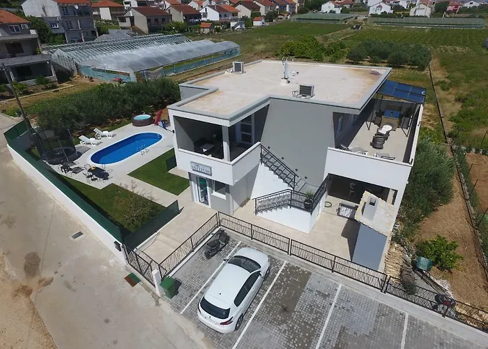 Initium,heated Pool Season Villa *