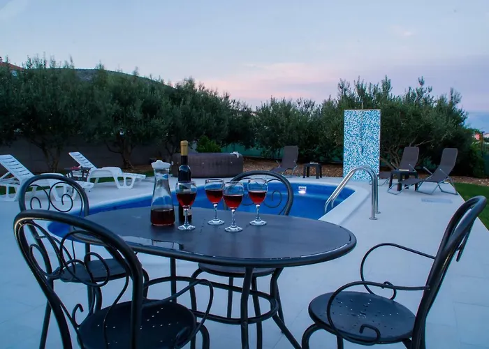 Villa Initium,heated Pool Season Trogir