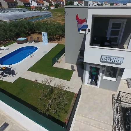Вилла Initium,heated Pool Season Трогир